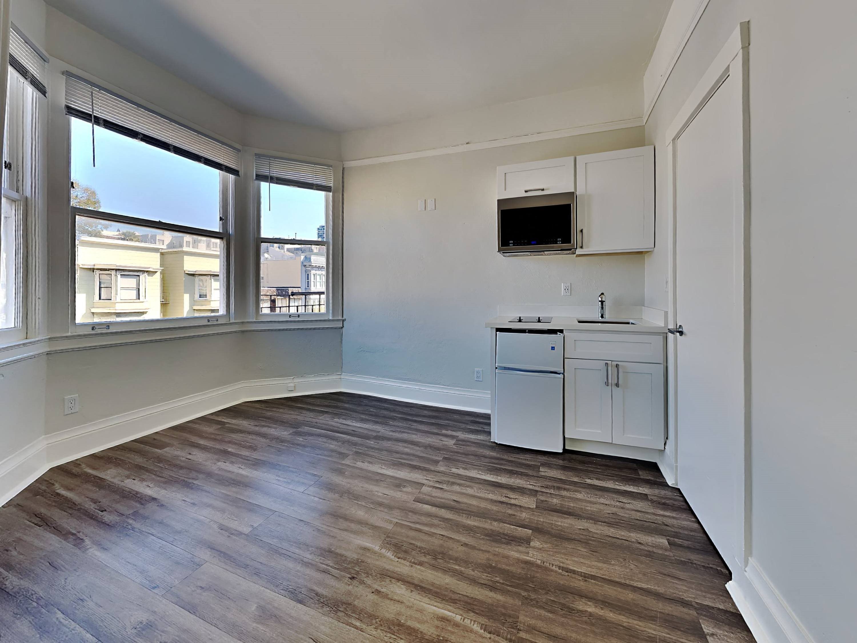 Gallery Photo 5